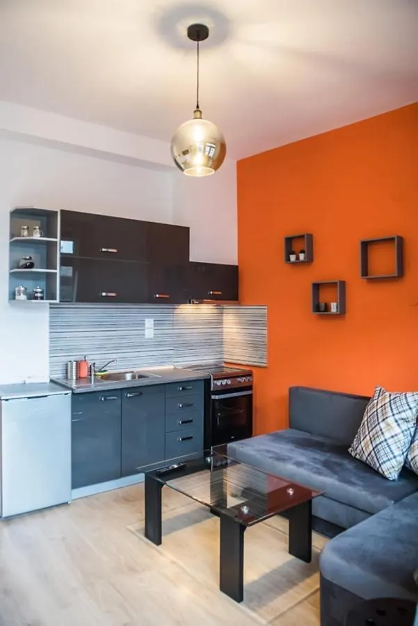 Orange Geranium Apartment Thessaloniki